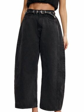 Good American Wide-Leg Barrel Jeans in Black